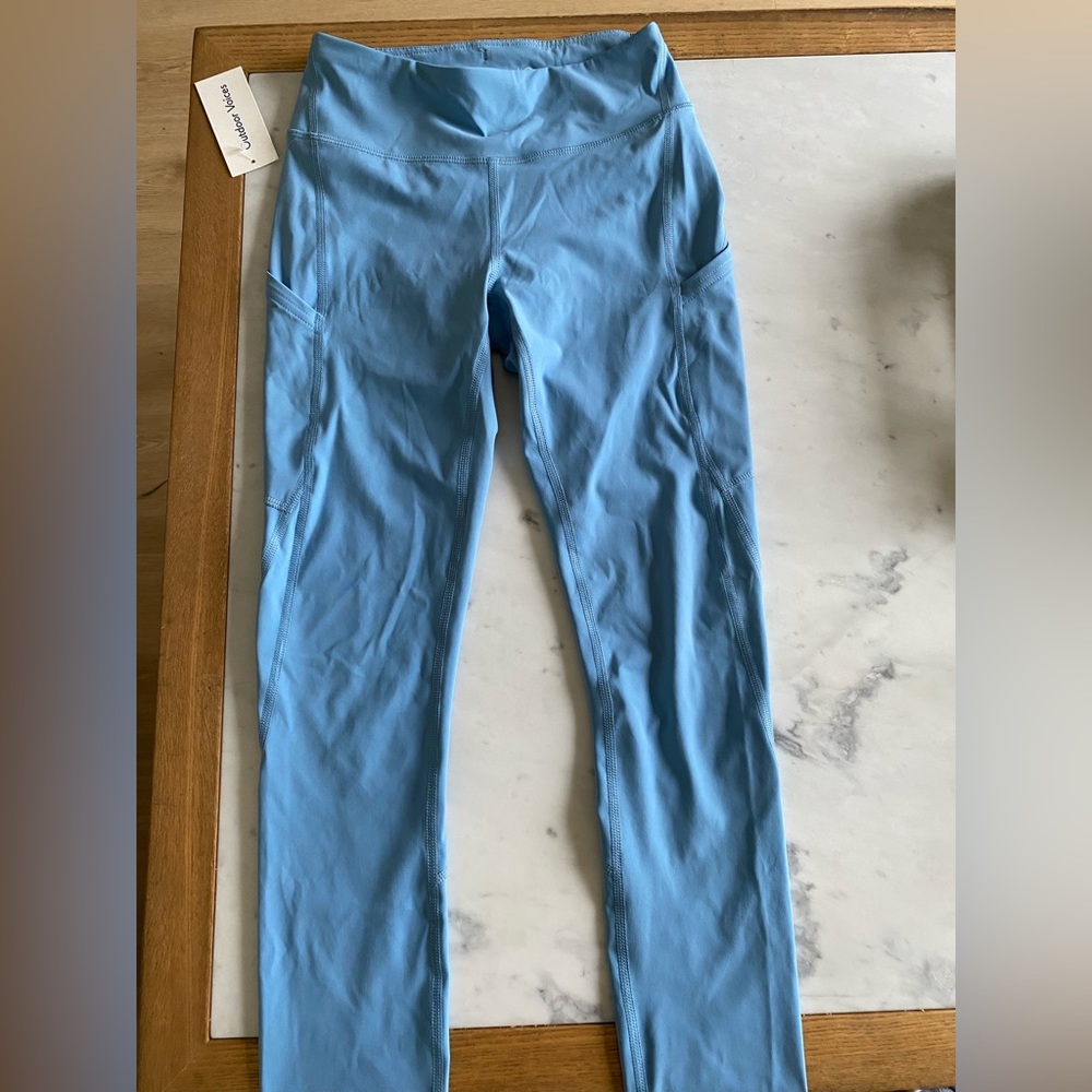 Outdoor Voices Zoom 7/8 Legging in Morning Blue